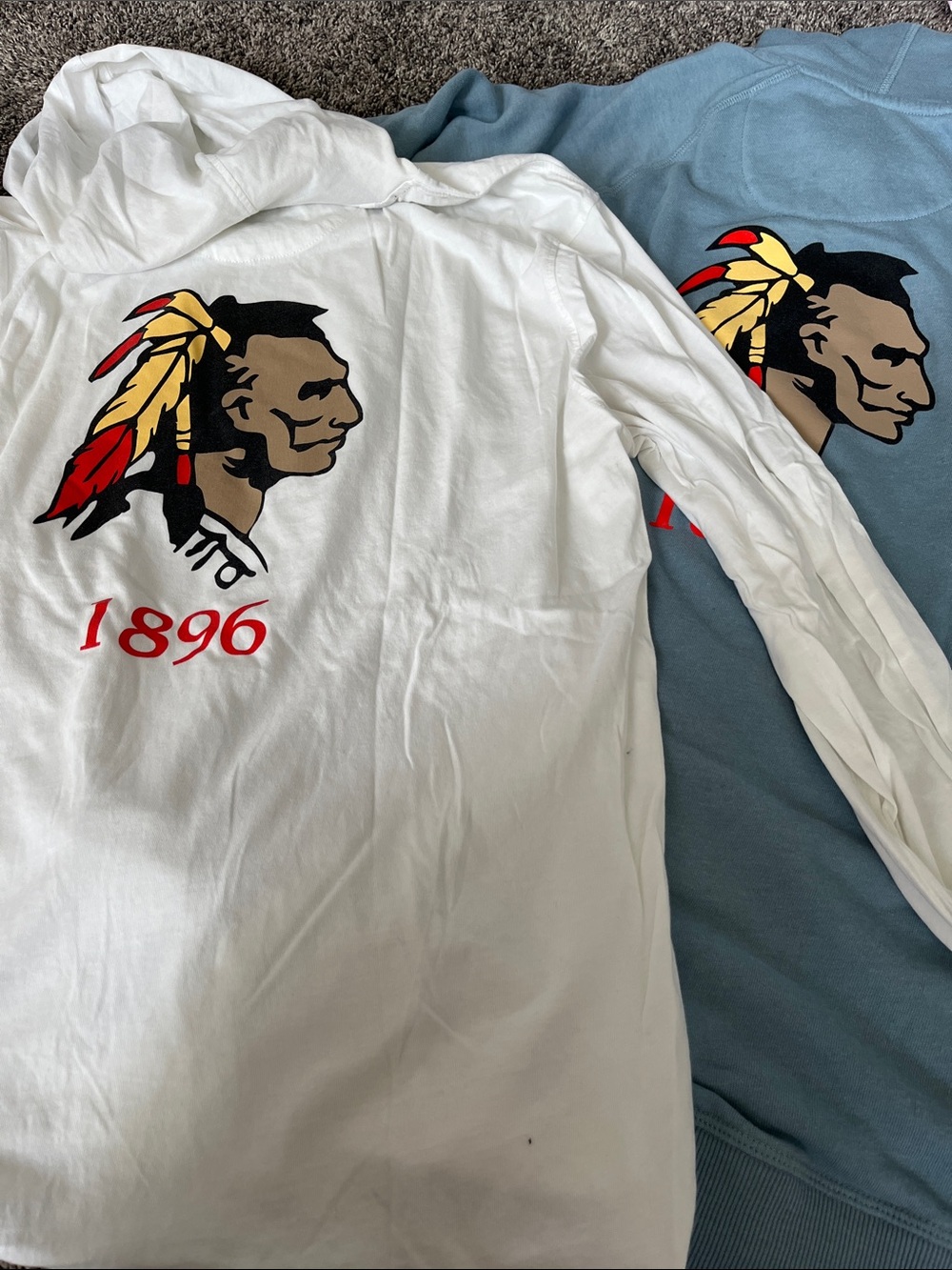 2Aronimink Golf -Johnnie O White Hooded Long-Sleeve Shirt w/Red blue hoodie x2 - Picture 1 of 12